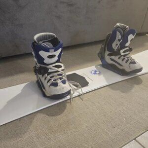 Women Ride boot, RIGHT ONLY, Size 8.5